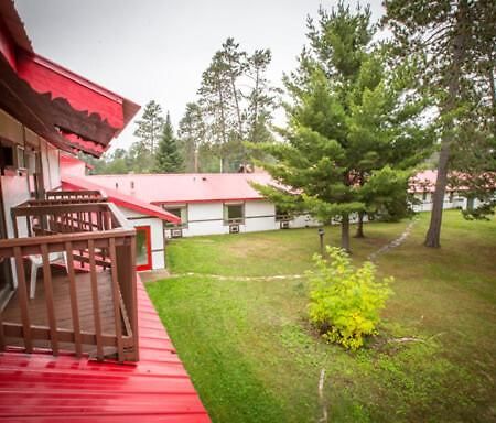 Northern Pine Inn Hayward Zewnętrze zdjęcie